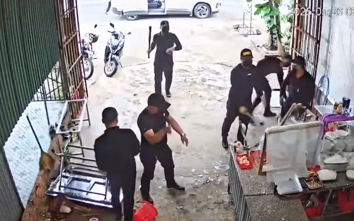 Bắt thêm 5 người mặc đồ đen đập phá quán phở ở Đắk Lắk