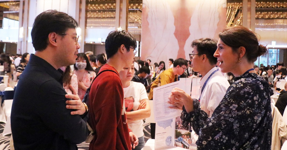 Mỹ dừng lịch phỏng vấn visa du học, du học sinh tìm hướng xử lý