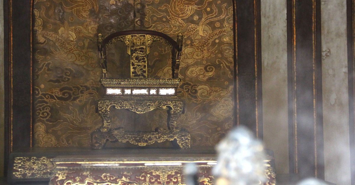 Ngai vàng triều Nguyễn không phải là bảo vật quốc gia đầu tiên bị xâm hại ở Huế