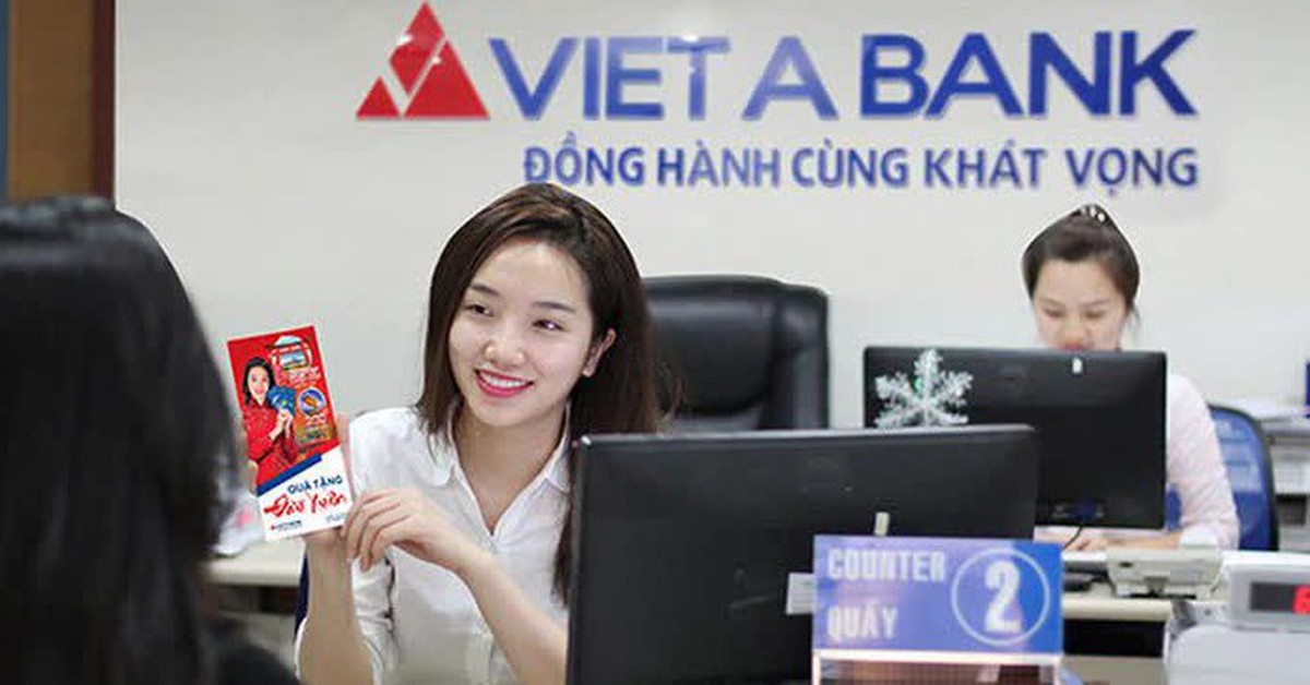 Vì sao Tập đoàn Đầu tư Việt Phương bán ra 17 triệu cổ phiếu, rút bớt vốn khỏi VietABank?