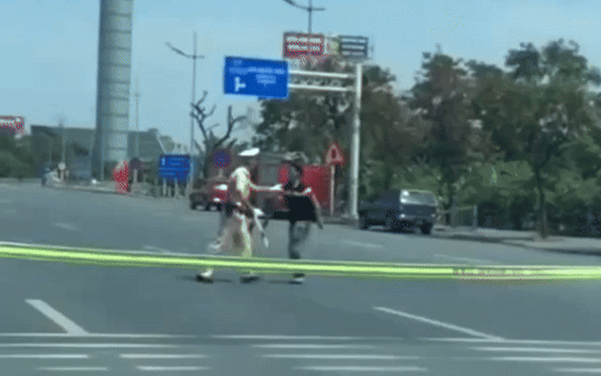 Khởi tố người đàn ông gây rối tại khu vực bảo vệ đoàn khách quốc tế