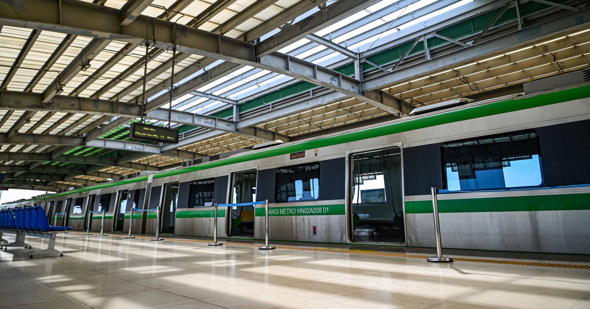Tàu điện Cát Linh - Hà Đông gặp sự cố, phải ngắt điện 4 ga để xử lý