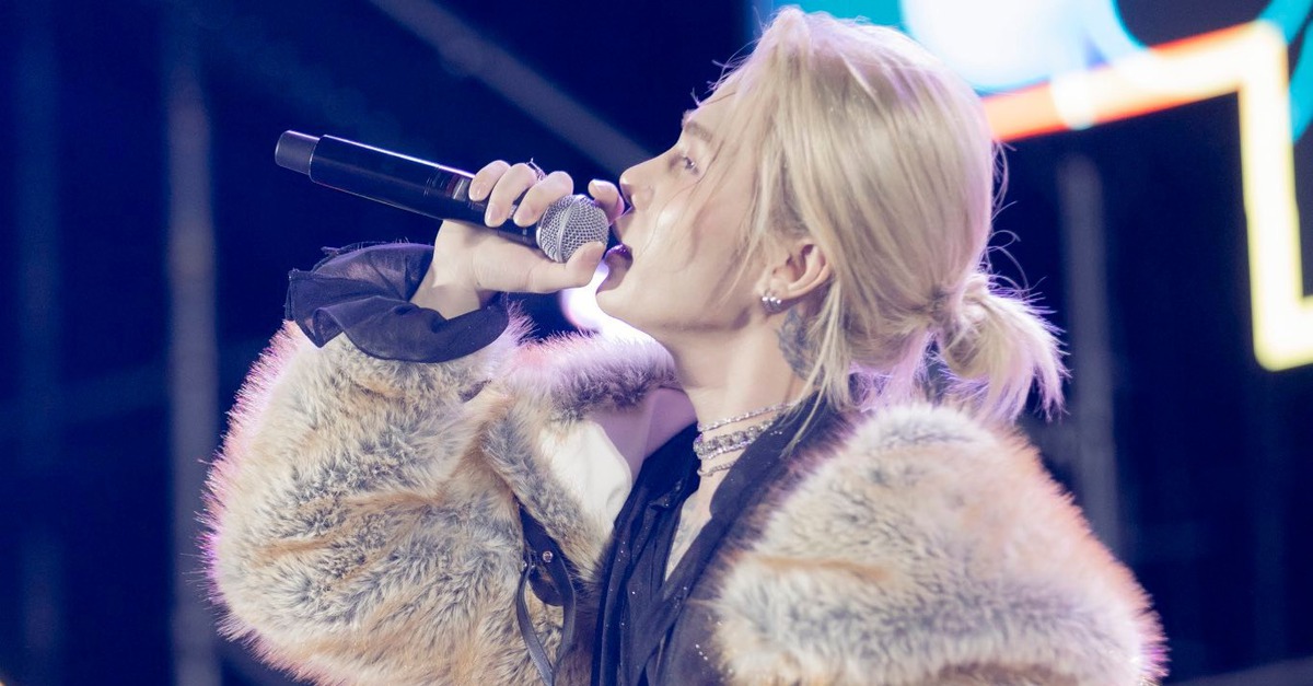 Công ty quản lý của Jack lên tiếng về đoạn ghi âm của VTV24; Fan kêu G-Dragon nay 'trưởng thành dữ'