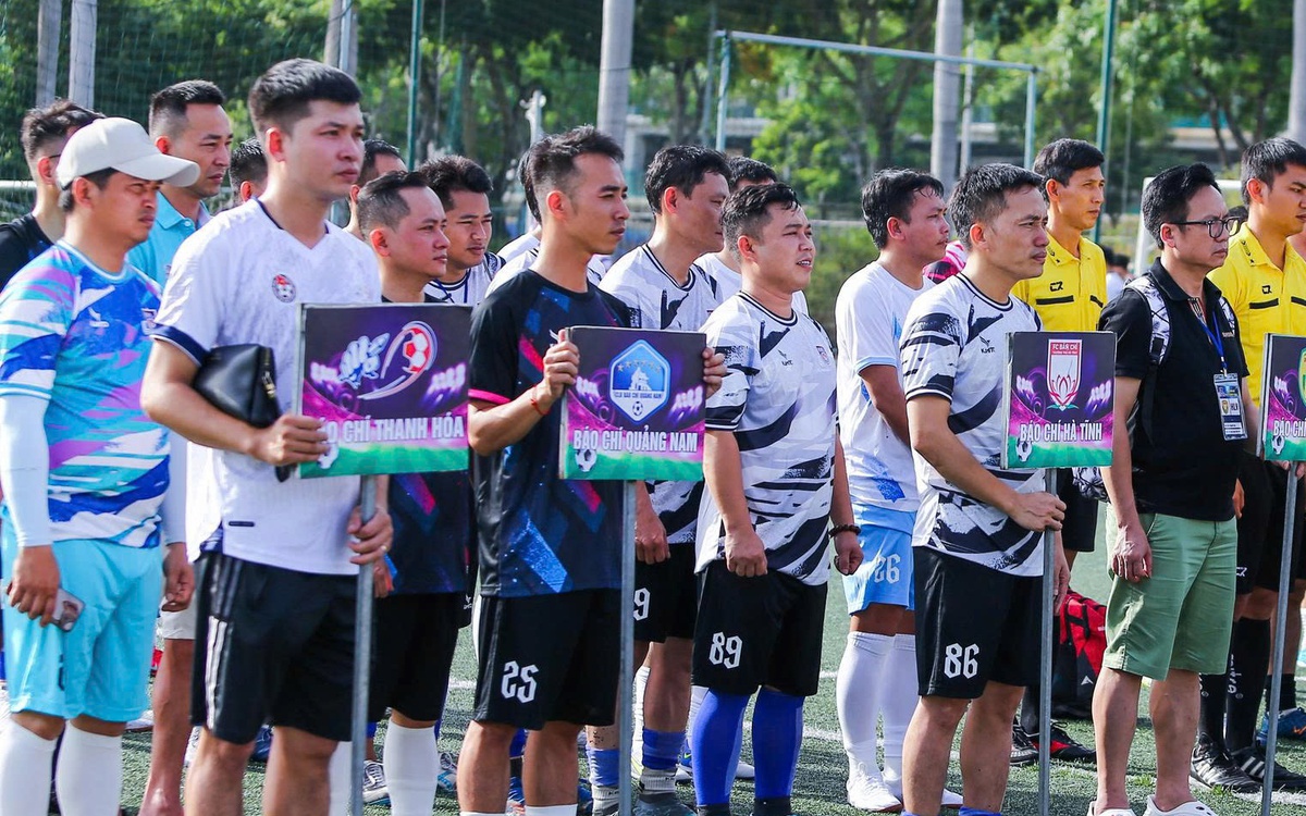 Giải bóng đá báo chí miền Trung lần thứ 11, tiếp tục chung tay hỗ trợ người nghèo