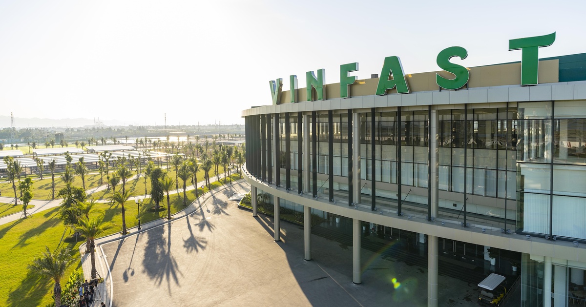 VinFast tăng tốc nội địa hóa, cam kết bao tiêu sản phẩm cho doanh nghiệp Việt