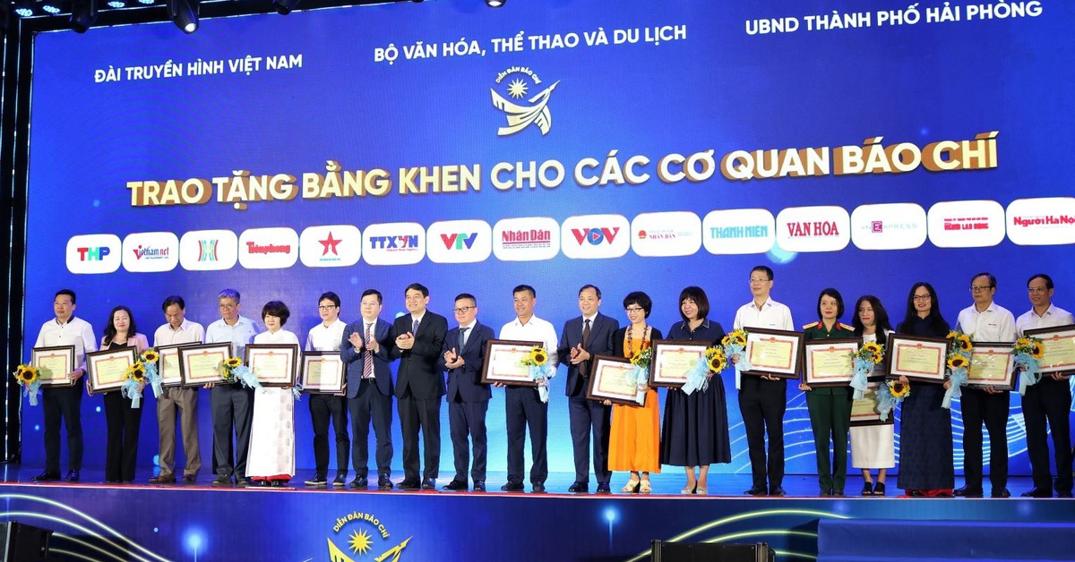 Báo chí thúc đẩy phát triển các ngành công nghiệp văn hóa