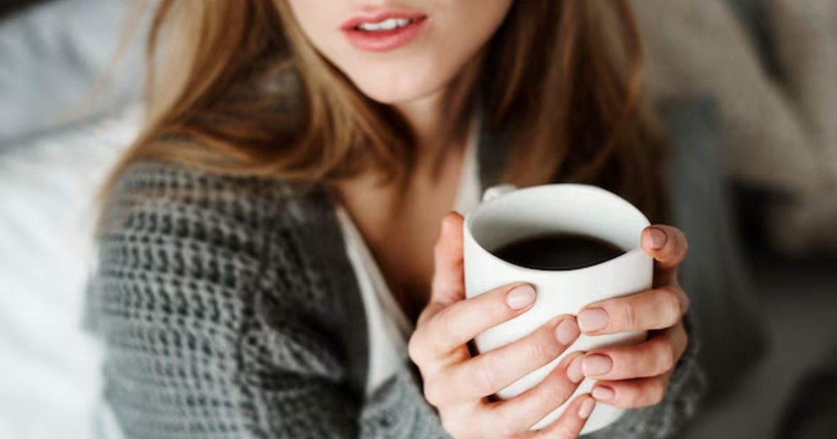Độ tuổi nào dễ bị caffeine tác động đến giấc ngủ nhất?