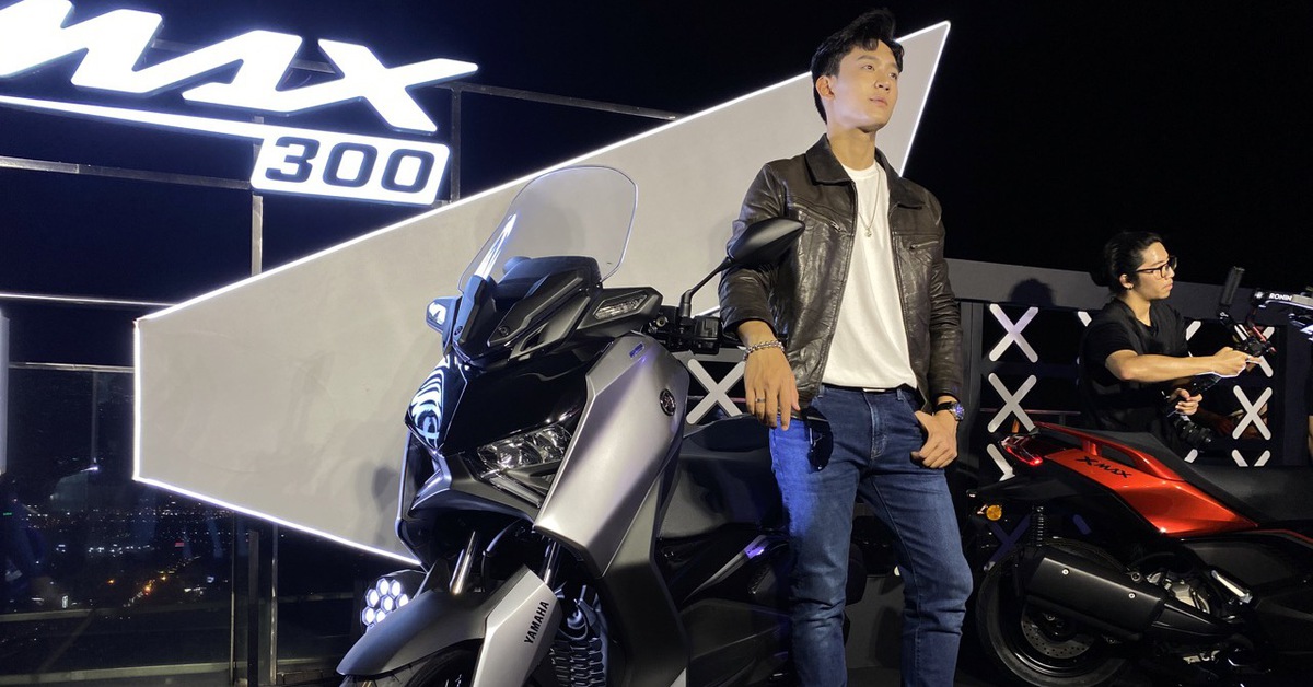 Yamaha XMAX 300 2025 ra mắt Việt Nam: Giá 140 triệu, thêm vài trang bị đấu Honda SH 350i