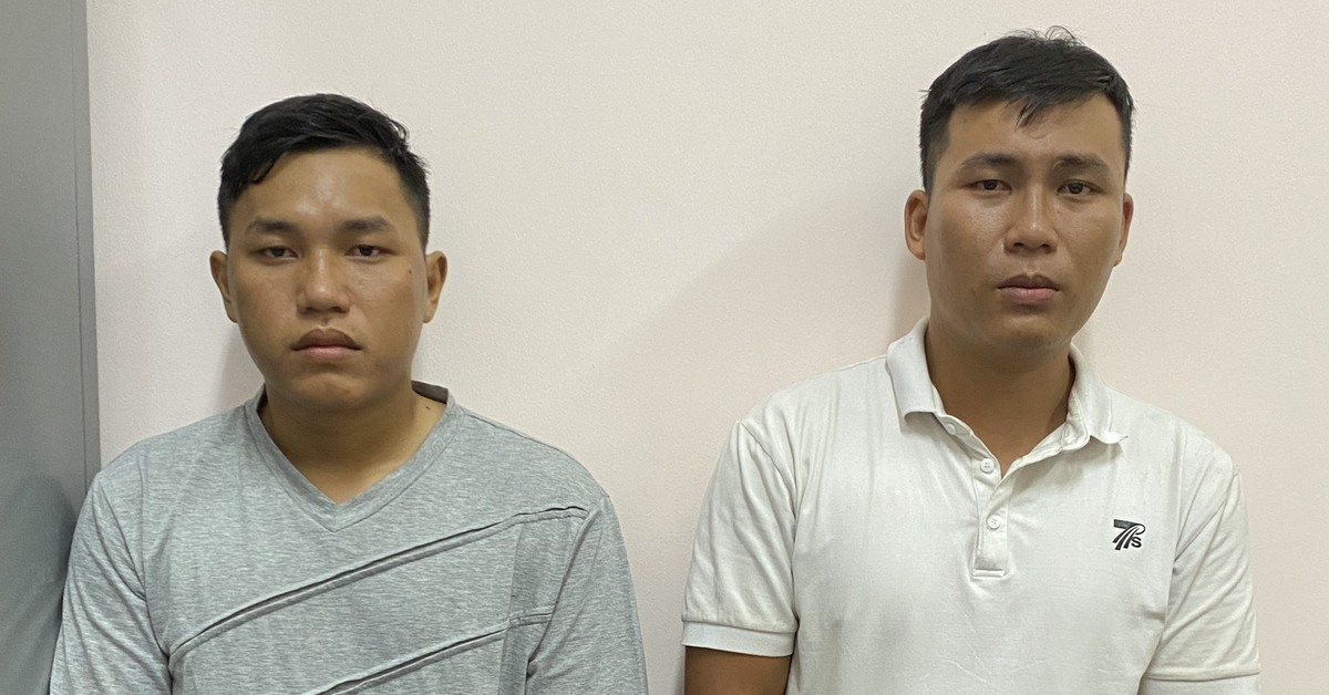 Hai anh em ruột cướp tiệm vàng ở Hóc Môn khai gì?