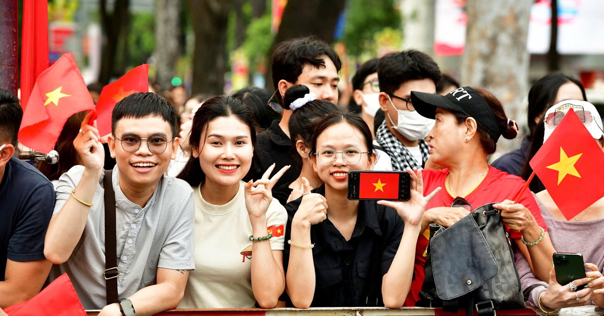 Nhìn vào tấm lòng người trẻ từ đại lễ 50 năm giải phóng miền Nam, thống nhất đất nước