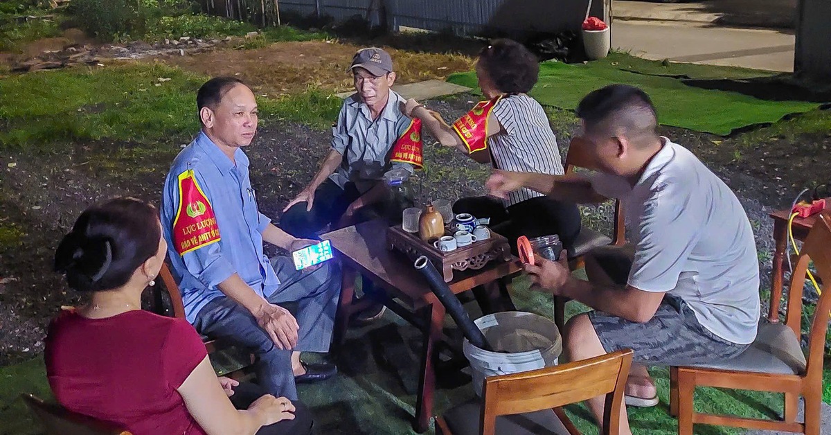 Lập chốt canh giữ cả ban đêm bảo vệ hồ đẹp thủ đô