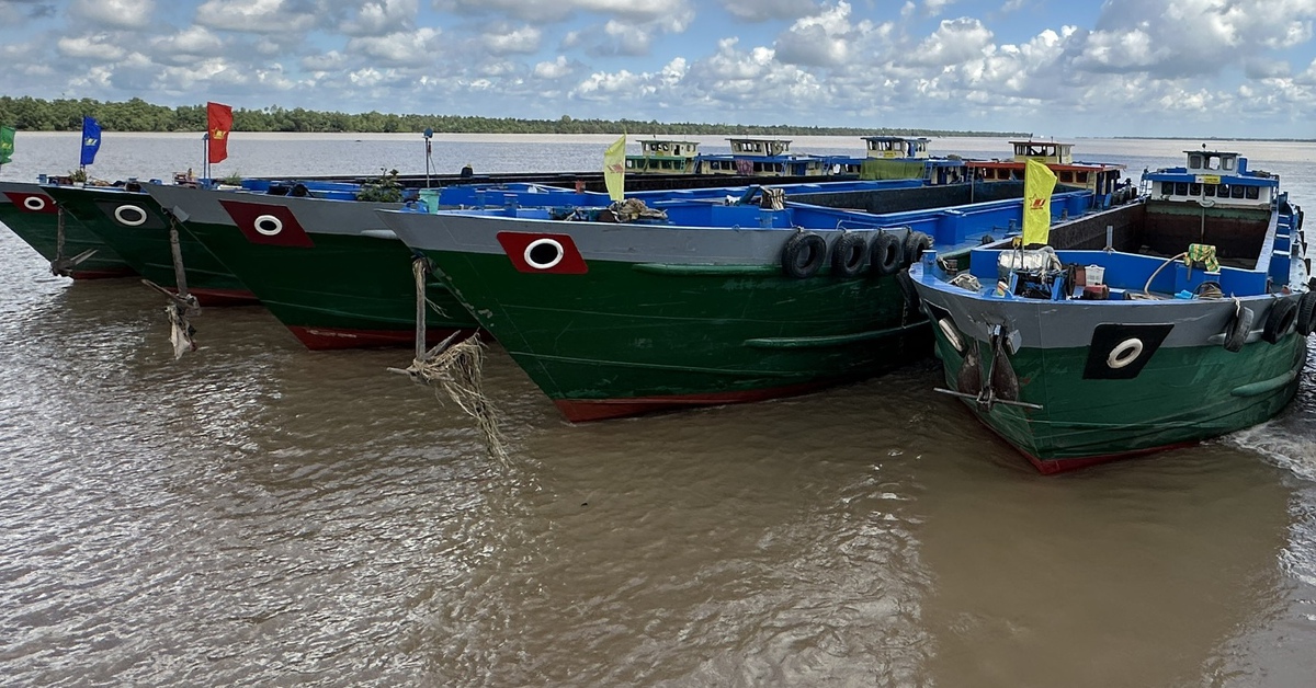 Sóc Trăng sẽ thành lập trung tâm vận hành, quản lý khai thác cát biển