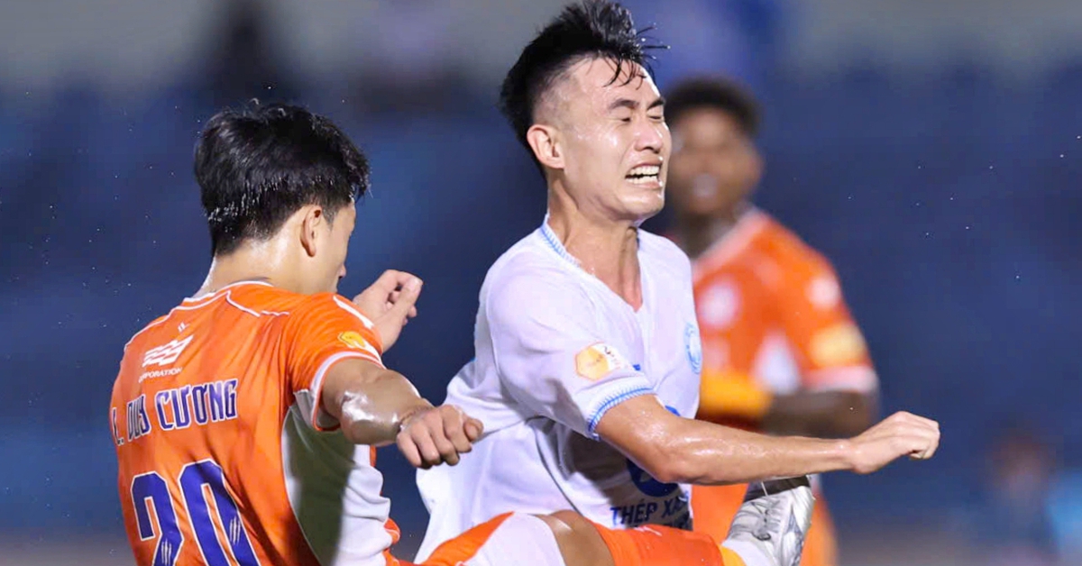 13 cầu thủ và 2 quan chức bị cấm ở vòng 22 V-League