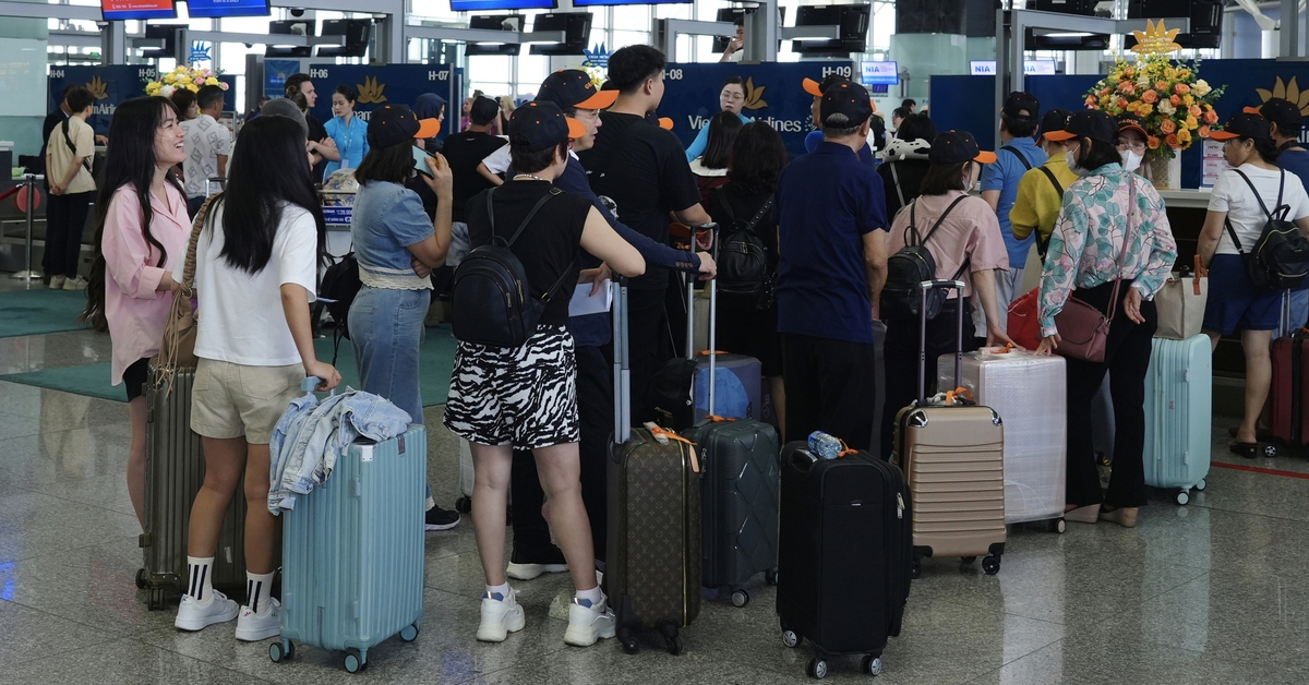 Nối lại đường bay đến Nga sau 3 năm gián đoạn, du lịch đón 'sóng' khách Nga