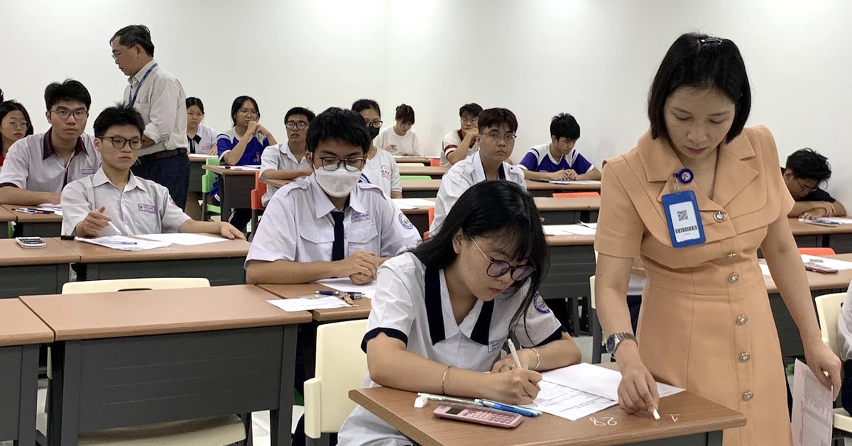 Trường đại học Sư phạm kỹ thuật TP.HCM chỉ xét tuyển thí sinh có điểm thi năm 2025