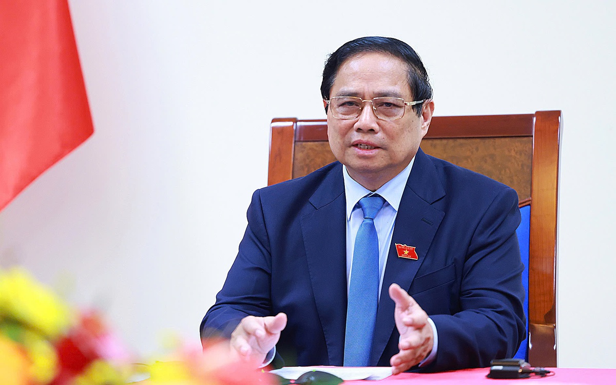 Thủ tướng đề nghị Singapore đẩy mạnh hợp tác kinh tế, mở rộng đầu tư vào Việt Nam