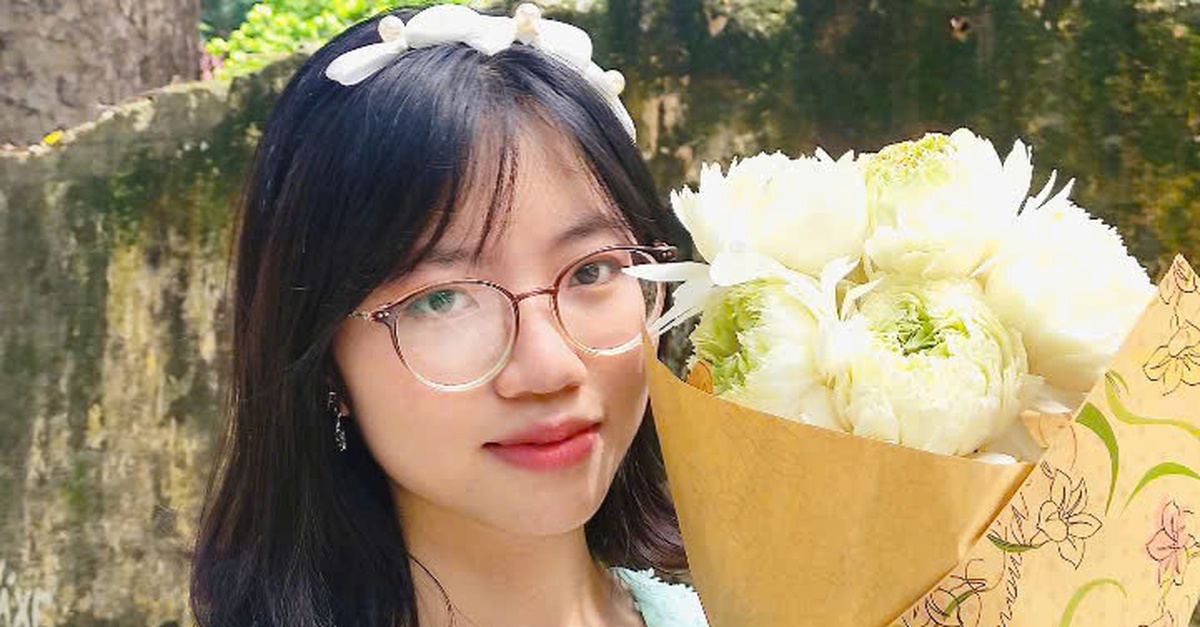 Nữ sinh Đại học Kinh tế quốc dân tốt nghiệp sớm với 4.0 GPA