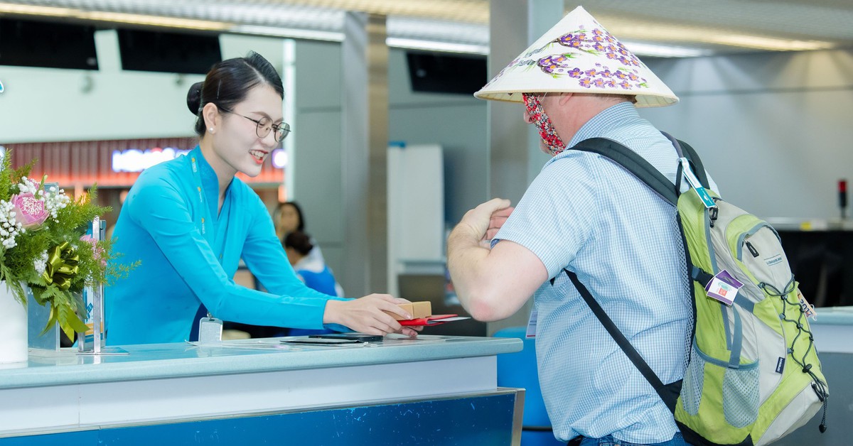 Vietnam Airlines khai trương đường bay thẳng TP.HCM - Bali