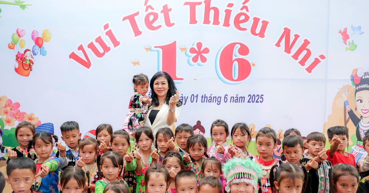 Phu nhân Ngô Phương Ly và Tết thiếu nhi đặc biệt ở vùng biên