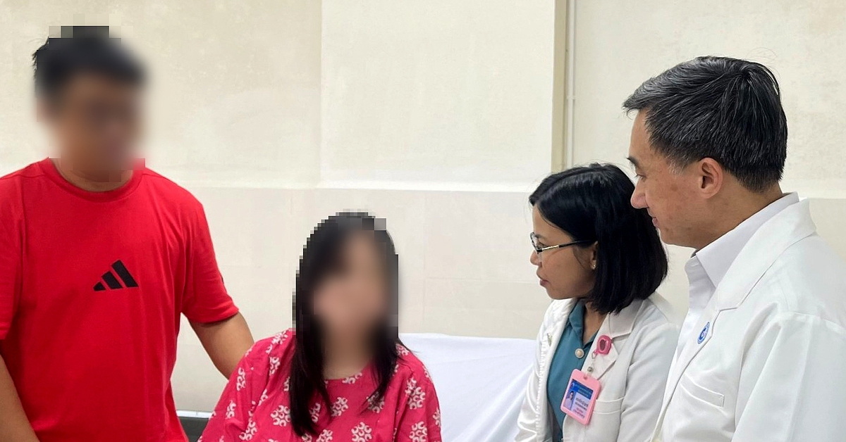 Sản phụ Singapore có bào thai được bác sĩ Việt Nam thông tim đã về nước an toàn