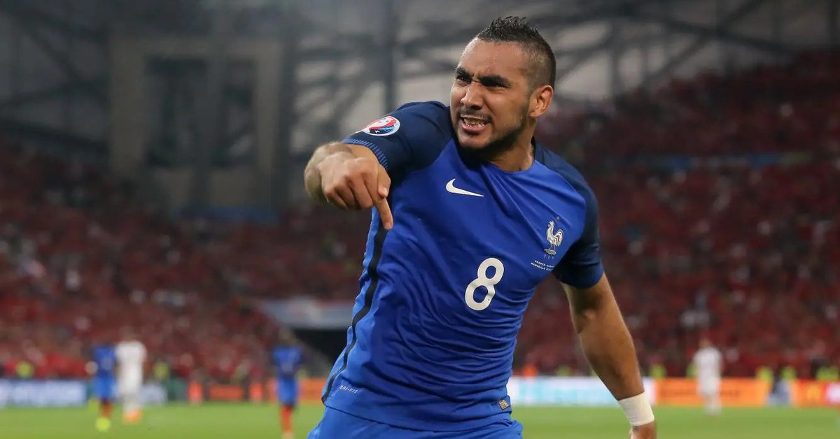 Siêu sao bóng đá Pháp Dimitri Payet thất nghiệp vì bị tố làm nhục bạn gái