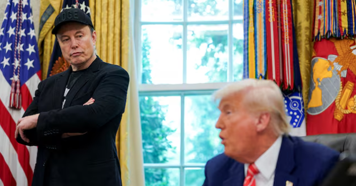 Tỉ phú Elon Musk tự nhận 'quá đà' và 'hối hận' vì đăng bài chỉ trích ông Trump
