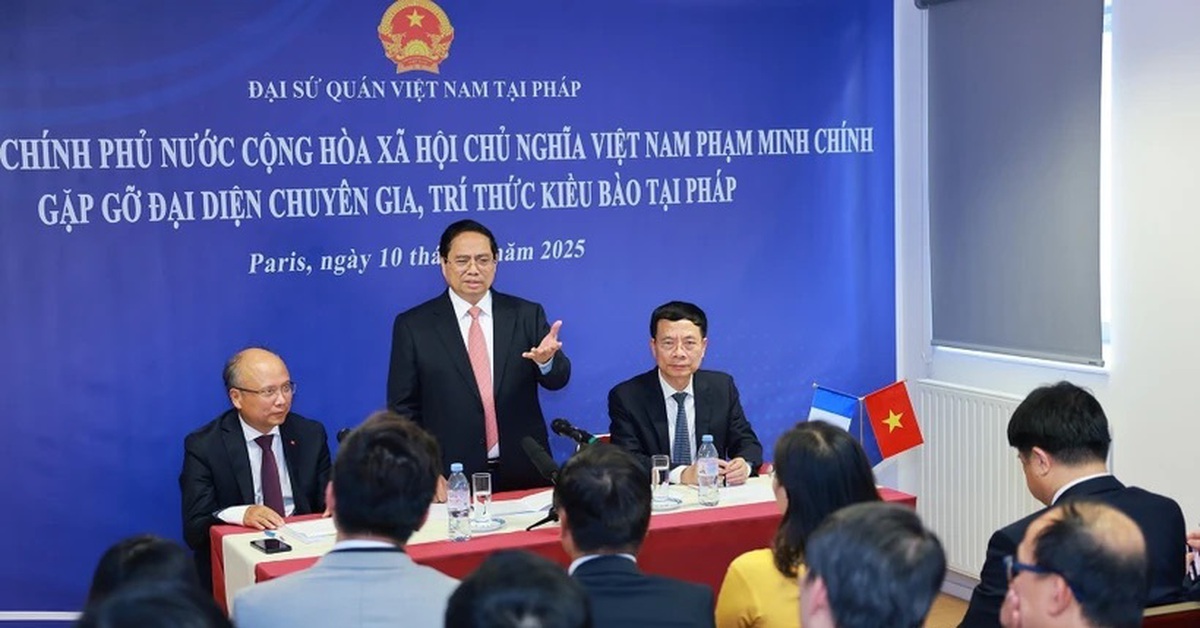 Thủ tướng đặt hàng trí thức kiều bào tại Pháp lập đề án đào tạo 100 kỹ sư AI cho Việt Nam
