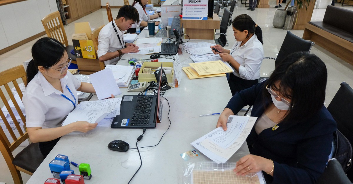 Sở Xây dựng TP.HCM kiến nghị tạm giao cho cấp xã cấp phép xây nhà ở