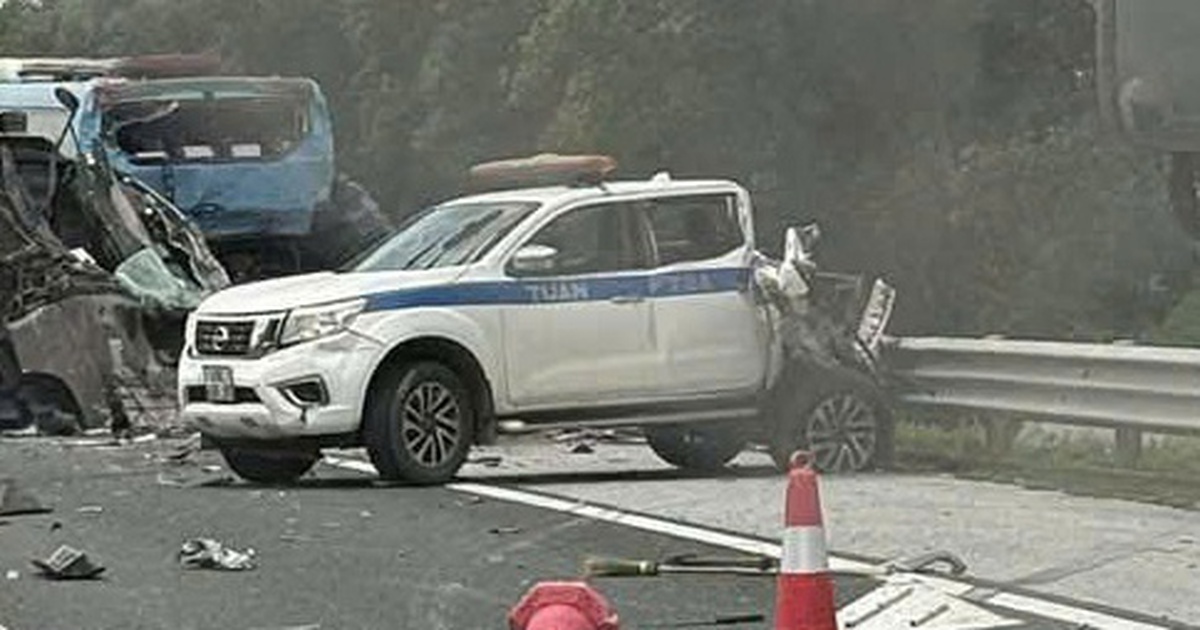 Tông liên hoàn trên cao tốc Hà Nội - Hải Phòng, 2 người thiệt mạng