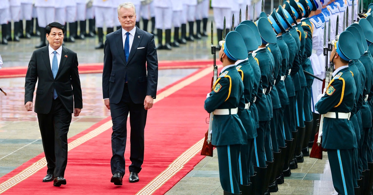 Chủ tịch nước Lương Cường đón, hội đàm với Tổng thống Lithuania