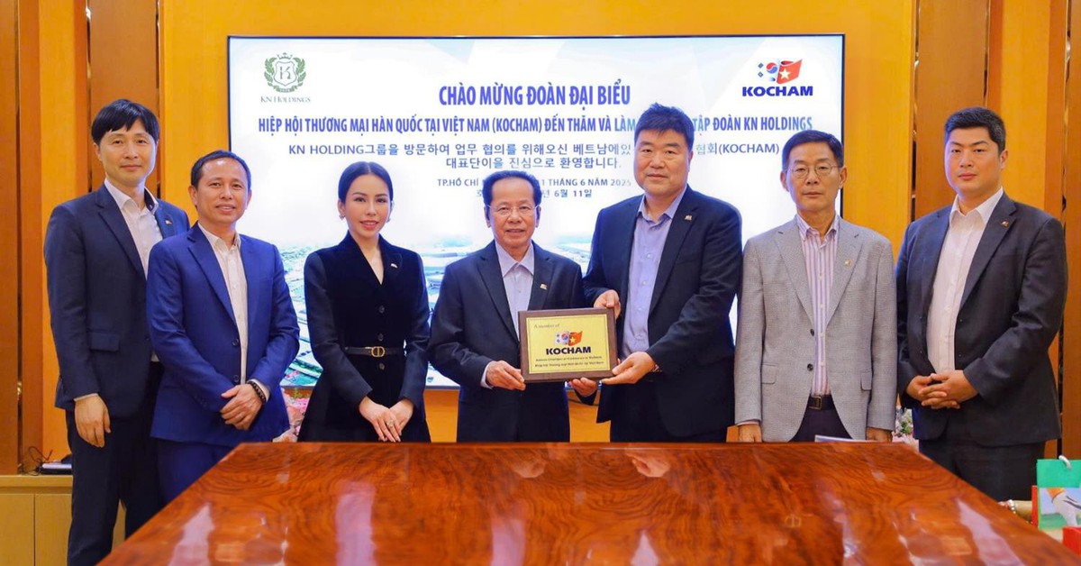 Hiệp hội Thương mại Hàn Quốc tại Việt Nam đến thăm và làm việc với Tập đoàn KN Holdings