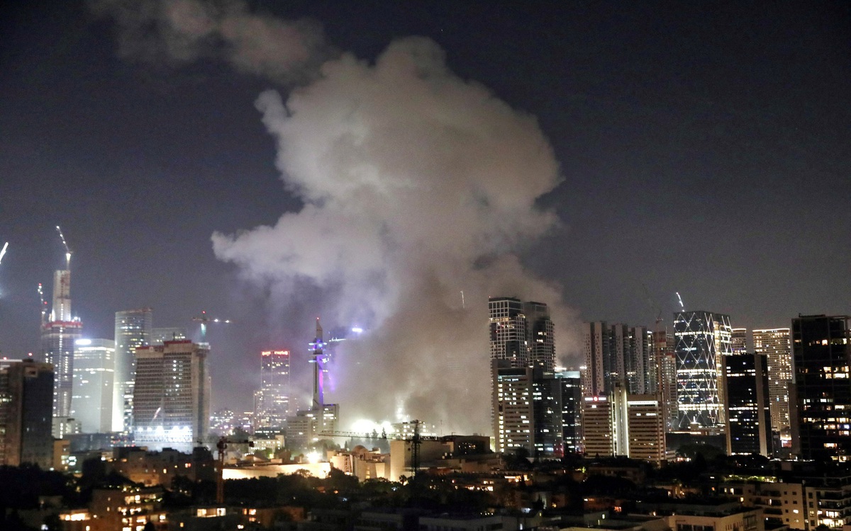 Mỹ giúp Israel đánh chặn tên lửa Iran