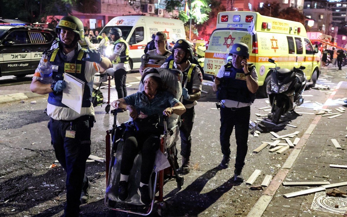 Tin tức thế giới 14-6: Nguy cơ thảm họa hạt nhân ở Trung Đông; Thủy quân lục chiến đến Los Angeles