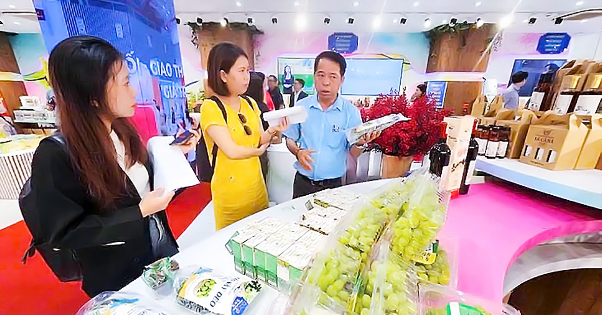 Ninh Thuận mang đặc sản đến TP.HCM 'chào hàng', tìm kiếm đối tác
