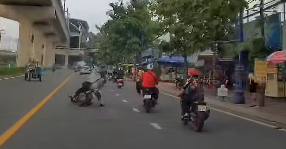 Vụ đạp ngã xe máy ở Thủ Đức: Cần xử lý nghiêm hành vi 'xem thường tính mạng người khác'