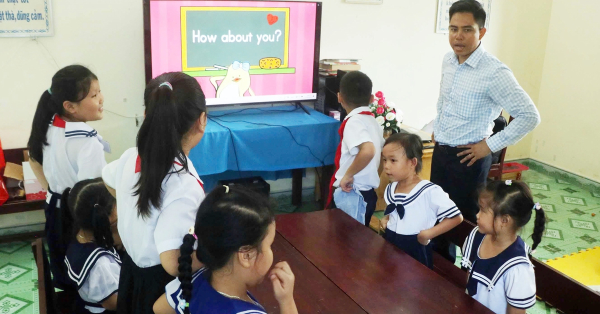 Công nghệ đến lớp học Trường Sa