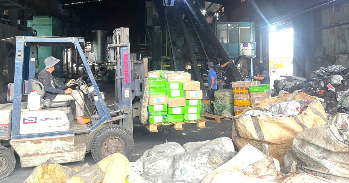 Đồng Nai tiêu hủy hơn 30 tấn vú heo, dồi trường heo, sụn gà bẩn
