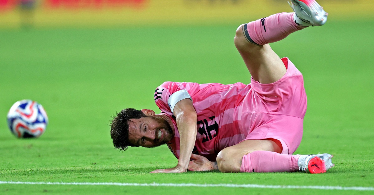 Messi kém hơn 2 cầu thủ nào trong ngày mở màn FIFA Club World Cup?