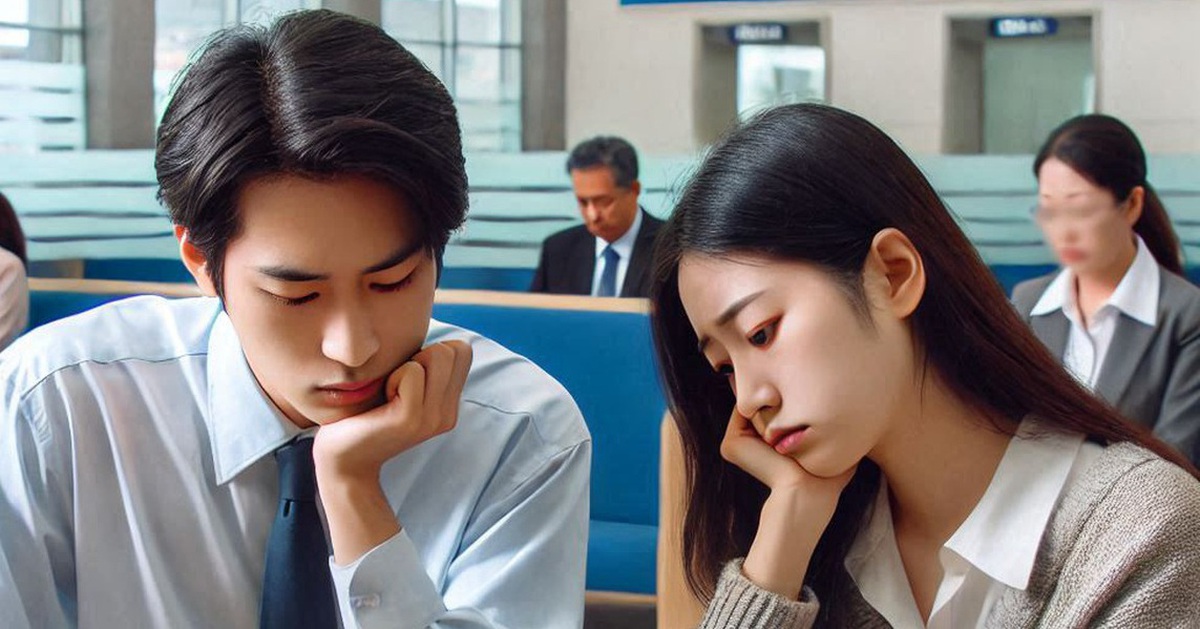 Ký hợp đồng bảo hiểm đến năm 100 tuổi, khách hàng kiện công ty bảo hiểm: Đừng để bút sa gà chết!