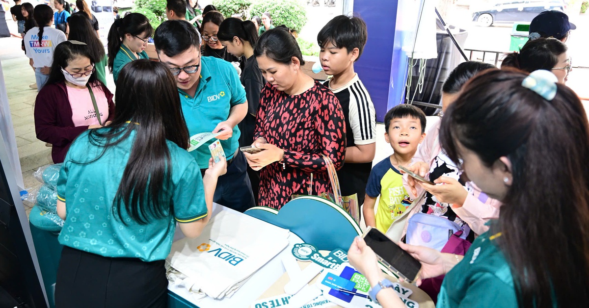 BIDV xuất hiện ấn tượng trong Ngày không tiền mặt 2025