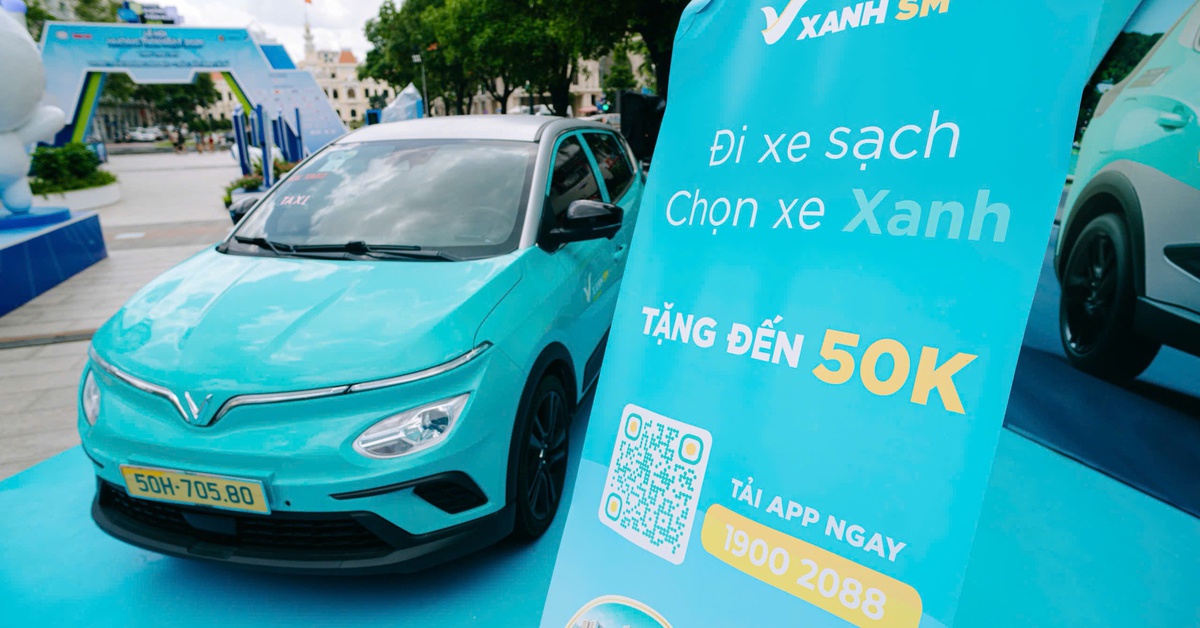 Đến ngày hội Ting ting day: Đi taxi điện Xanh SM không cần ví, chỉ cần chạm
