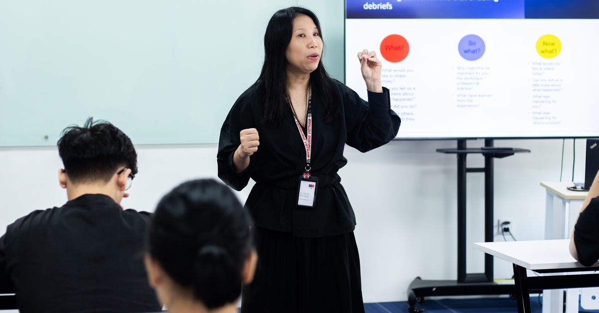 Cánh cửa đến với nghề Phân tích kinh doanh