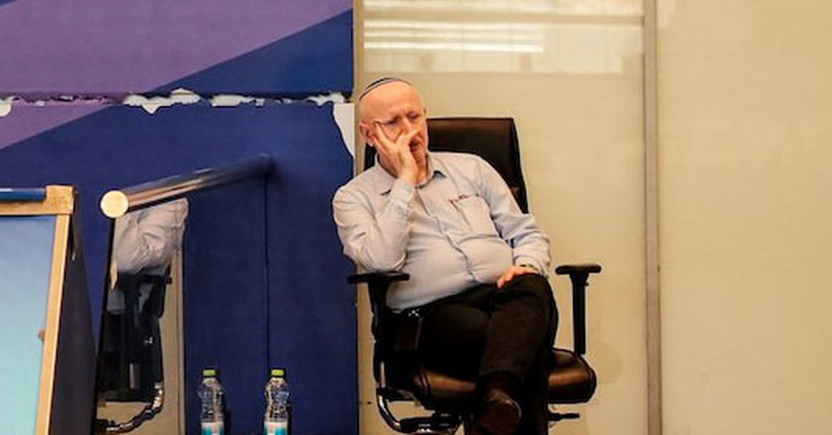 40.000 du khách mắc kẹt tại Israel giữa bom đạn chết chóc