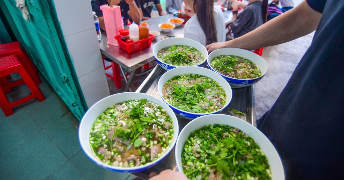 Hộ kinh doanh đóng cửa hàng loạt không phải do chính sách thuế