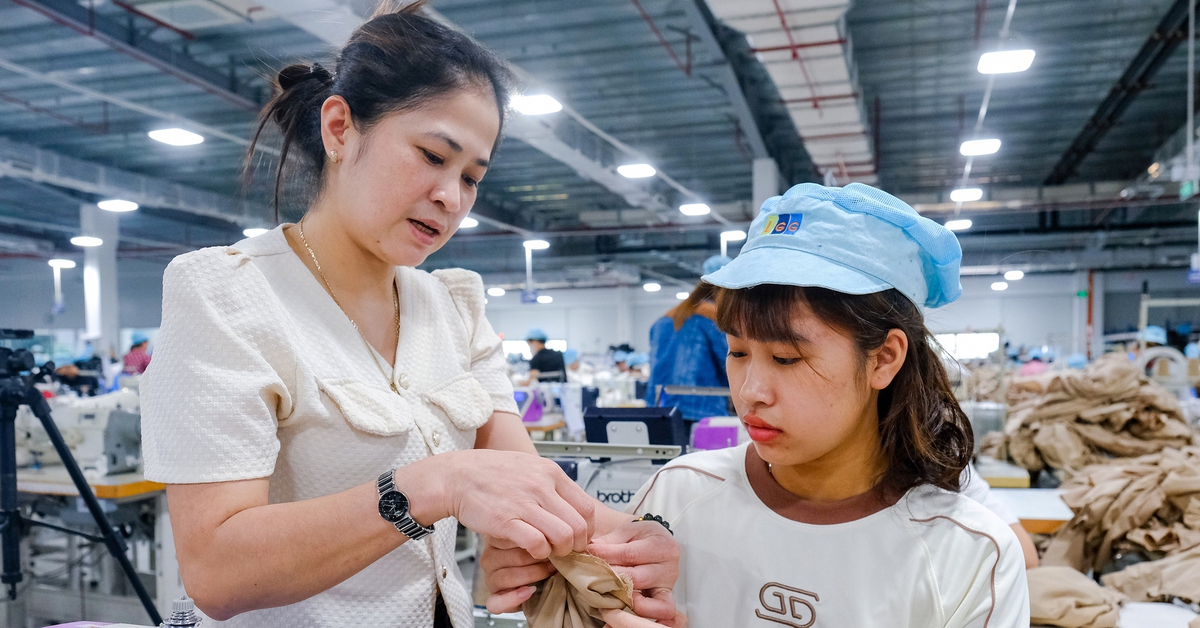 Doanh nghiệp tuyển nhiều lao động để đẩy mạnh sản xuất, tăng tốc giao hàng
