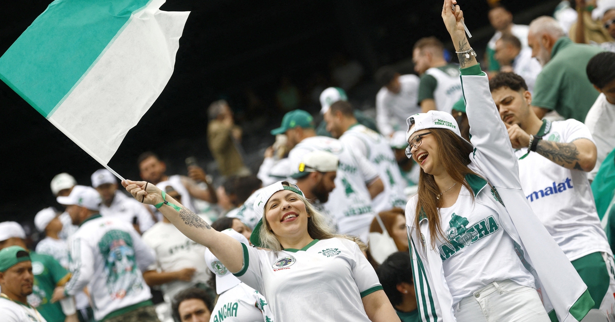 FIFA đừng quá tham lam