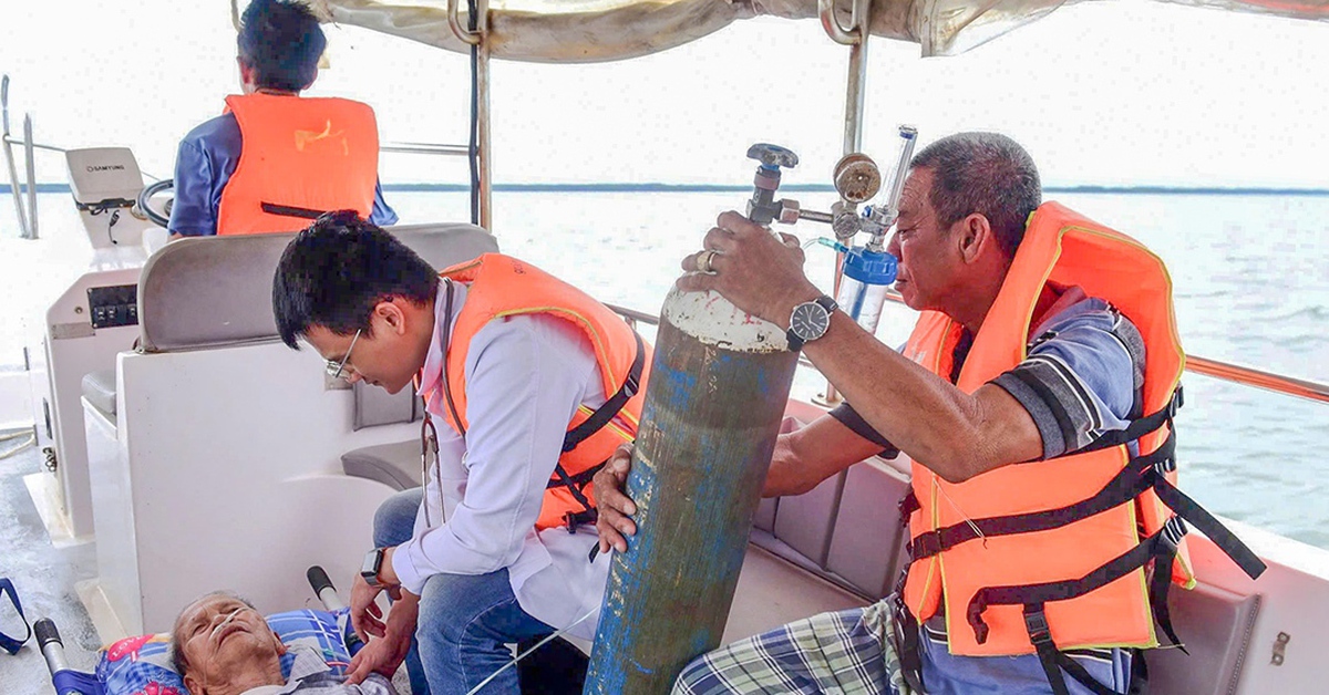Tăng thêm phương tiện cấp cứu ngoại viện: 'Thót tim' những ca cấp cứu trên biển
