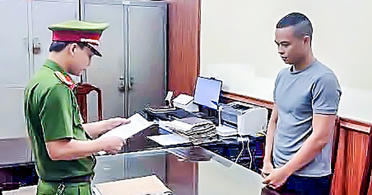 Khám xét kho hàng của chủ kênh TikTok 'Gia đình Hải Sen' phát hiện hàng trăm nghìn hộp siro giả