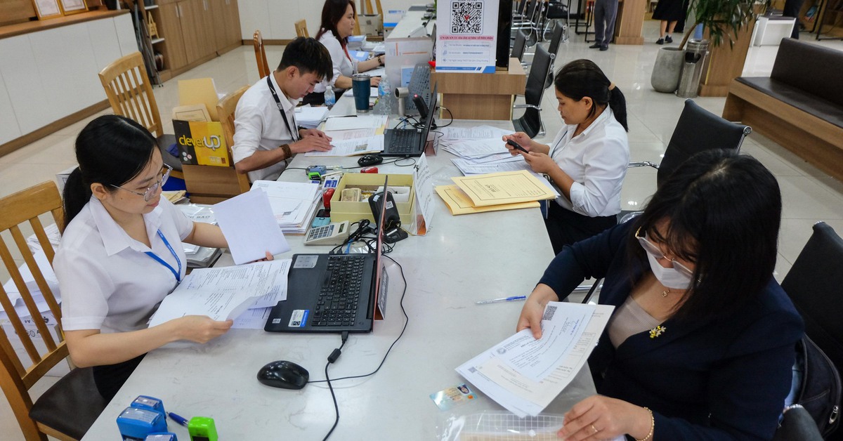 Công an TP.HCM thu hồi, cấp mới con dấu cho các cơ quan, đơn vị sau sáp nhập