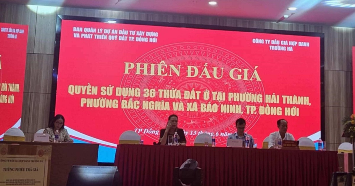 Quảng Bình tạm dừng đấu giá đất vì người tham gia trả giá quá cao